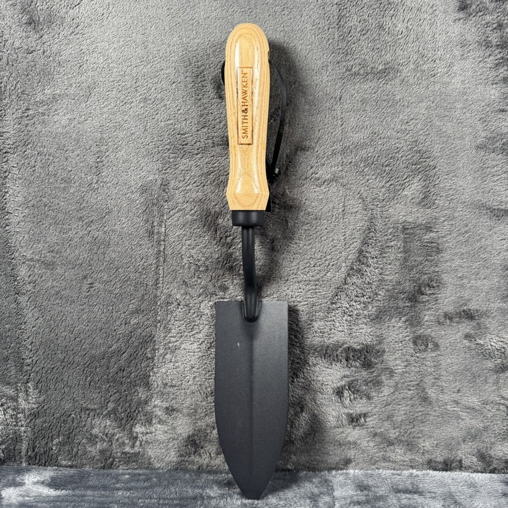 Smith & Hawken Traditional Garden Narrow Spade Hand Tool Wood Handle